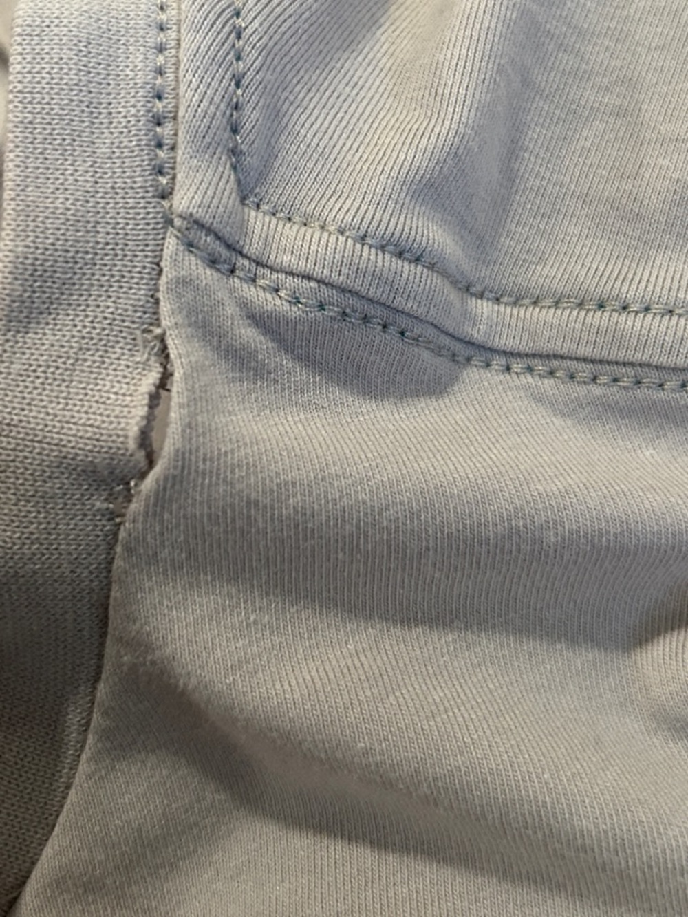 Free Planet Beige Short-Sleeve Tee with Blue Tropical Pocket Size M - Picture 9 of 10